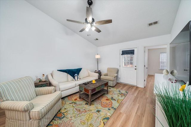 7882 Montview Road, North Charleston, SC 29418