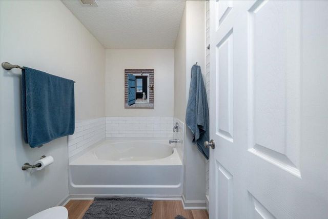 7882 Montview Road, North Charleston, SC 29418