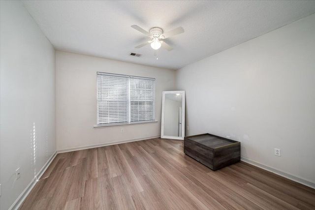 7882 Montview Road, North Charleston, SC 29418