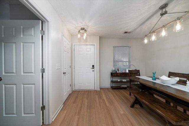 7882 Montview Road, North Charleston, SC 29418