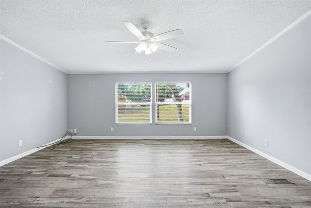 907 Mojave Trail, Granbury, TX 76048