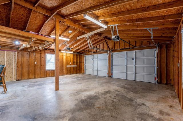 907 Mojave Trail, Granbury, TX 76048