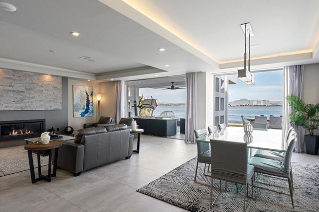 5 Spinnaker Way, Coronado, CA 92118