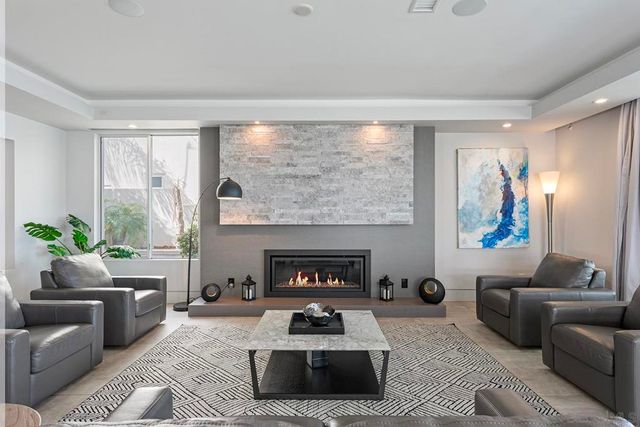 5 Spinnaker Way, Coronado, CA 92118