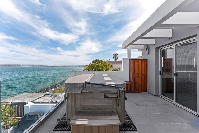 5 Spinnaker Way, Coronado, CA 92118