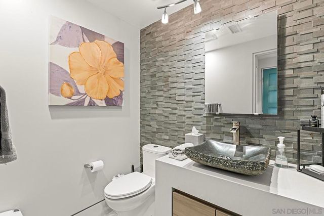 5 Spinnaker Way, Coronado, CA 92118