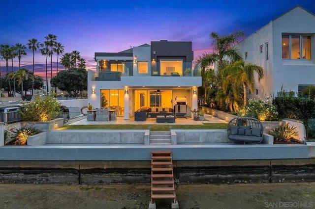 5 Spinnaker Way, Coronado, CA 92118