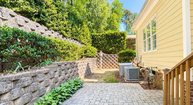 812 Running Brook Trail, Raleigh, NC 27609