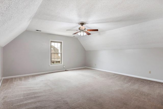 9054 CHIMNEYROCK BLVD, Memphis, TN 38016