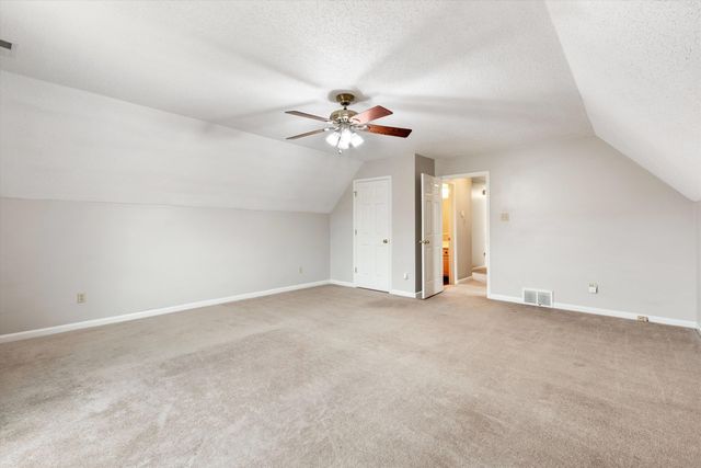 9054 CHIMNEYROCK BLVD, Memphis, TN 38016