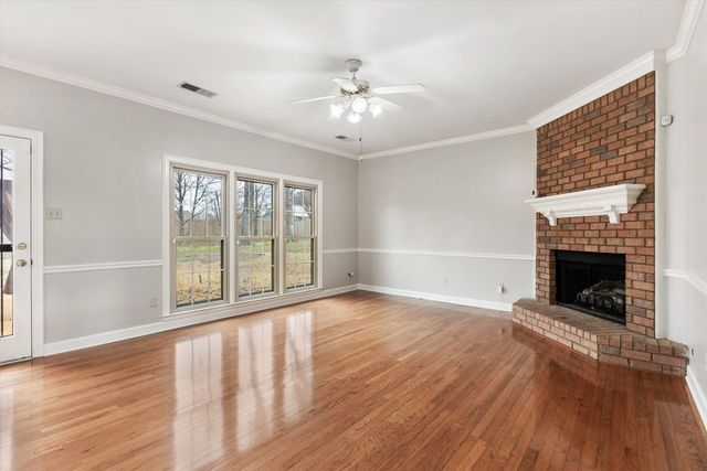 9054 CHIMNEYROCK BLVD, Memphis, TN 38016