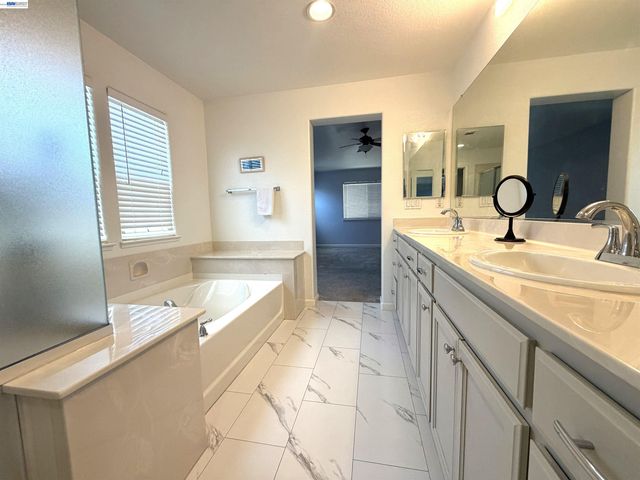 1116 Cunningham St, Vallejo, CA 94590