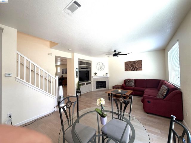 1116 Cunningham St, Vallejo, CA 94590