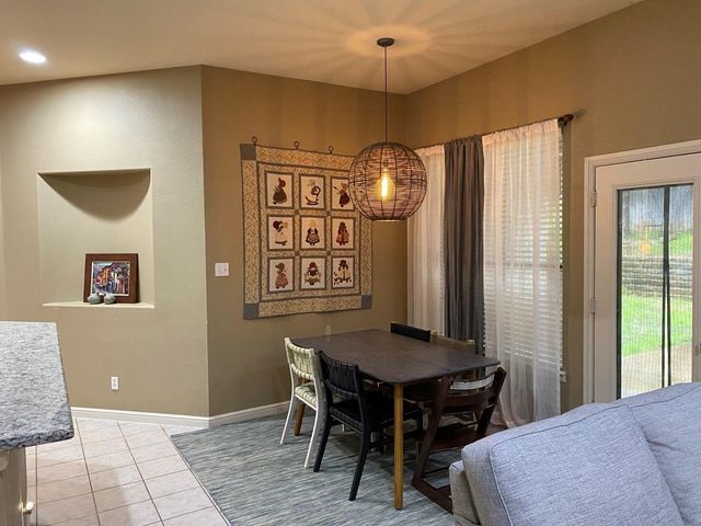2945 Silvercrest, Grapevine, TX 76051