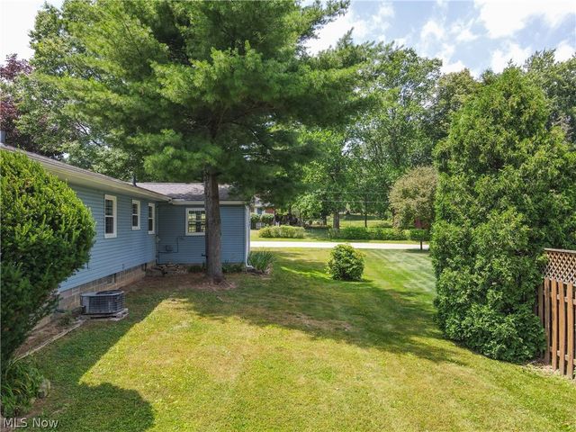 143 East Garwood Drive, Tallmadge, OH 44278