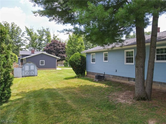 143 East Garwood Drive, Tallmadge, OH 44278