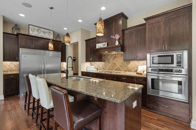 11665 Azure Court, Inver Grove Heights, MN 55077