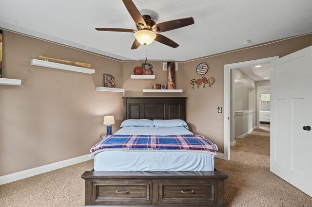 11665 Azure Court, Inver Grove Heights, MN 55077