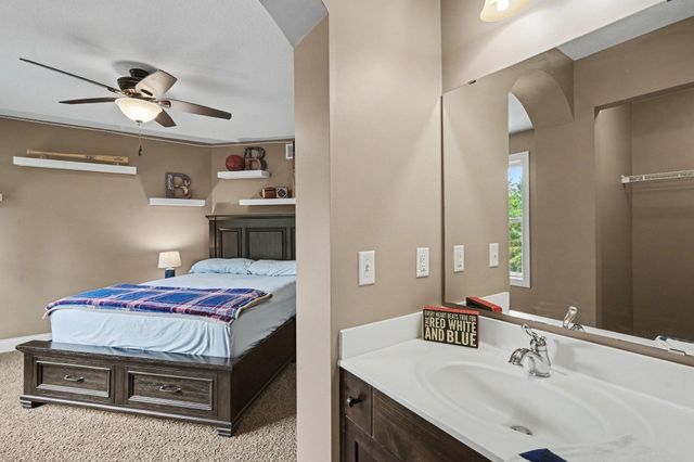 11665 Azure Court, Inver Grove Heights, MN 55077