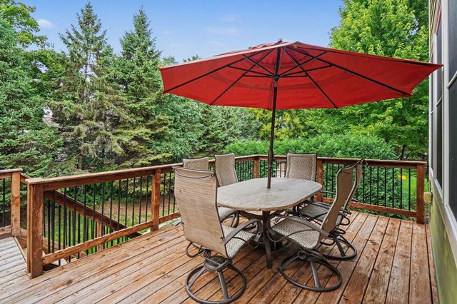 11665 Azure Court, Inver Grove Heights, MN 55077
