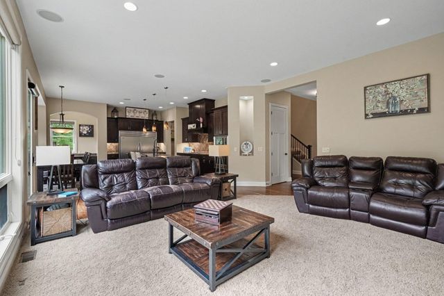 11665 Azure Court, Inver Grove Heights, MN 55077