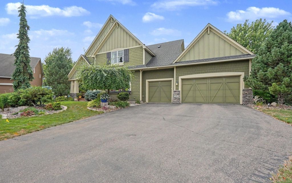 11665 Azure Court, Inver Grove Heights, MN 55077 — photo 2