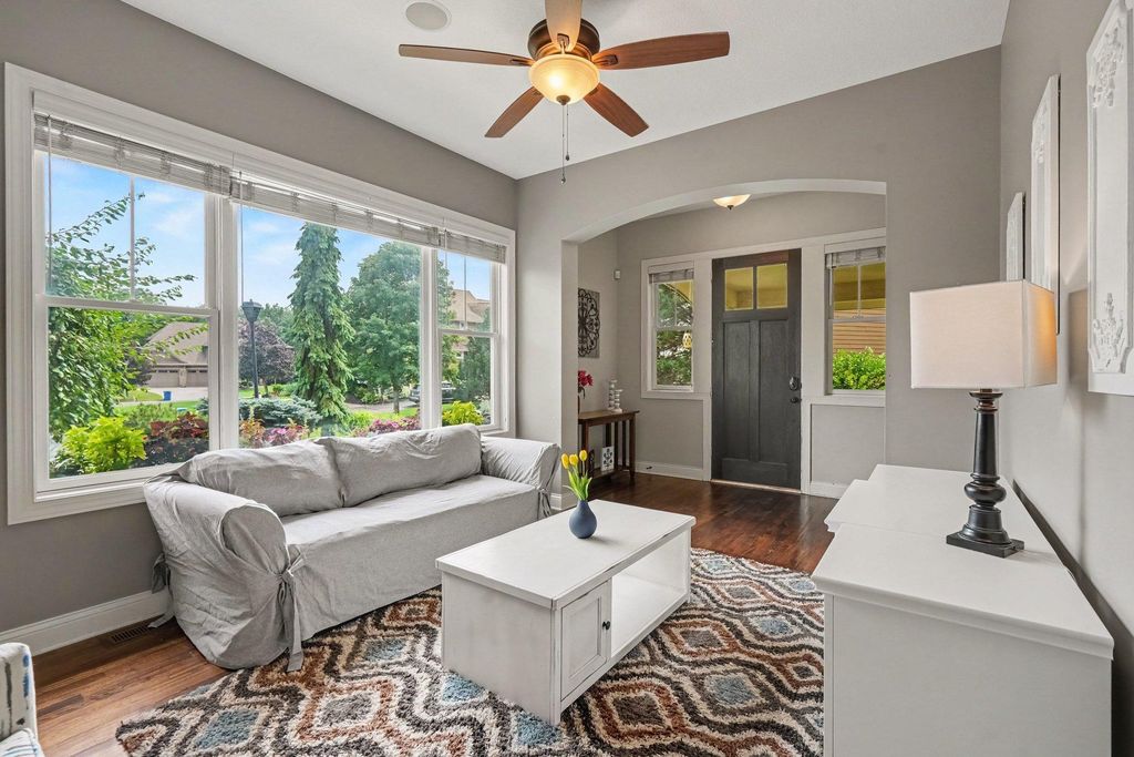 11665 Azure Court, Inver Grove Heights, MN 55077 — photo 5