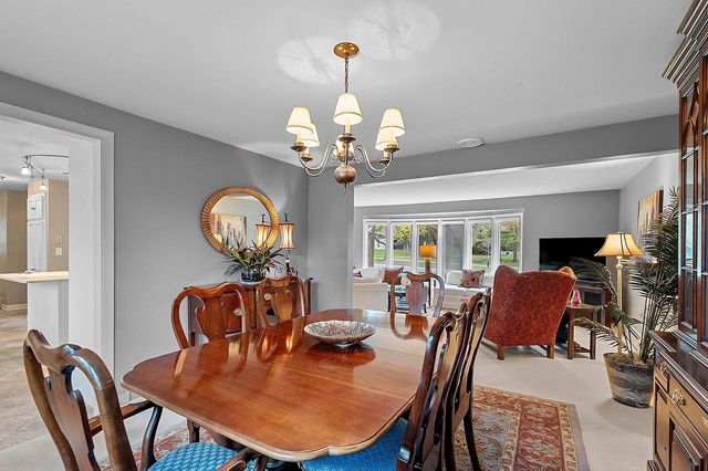 1335 RIDGEWAY BOULEVARD, De Pere, WI 54115