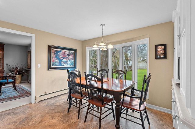 1335 RIDGEWAY BOULEVARD, De Pere, WI 54115