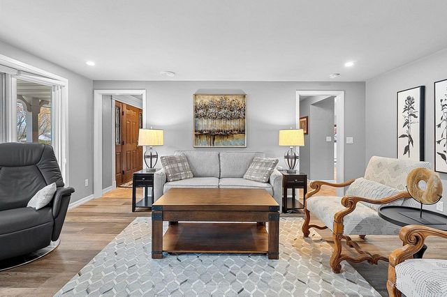 1335 RIDGEWAY BOULEVARD, De Pere, WI 54115