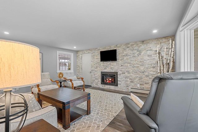 1335 RIDGEWAY BOULEVARD, De Pere, WI 54115