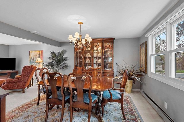 1335 RIDGEWAY BOULEVARD, De Pere, WI 54115