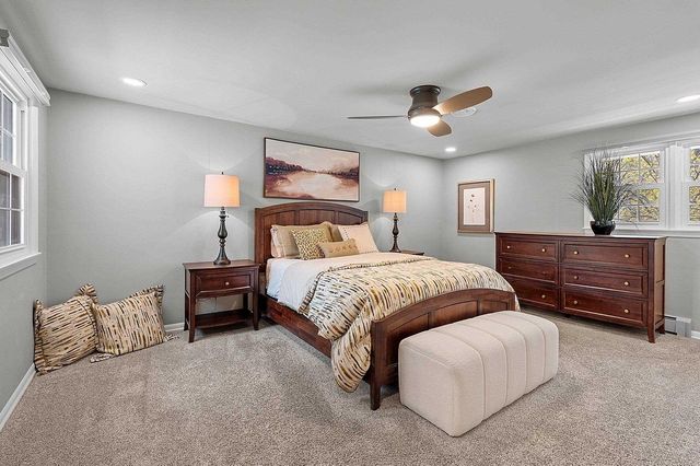 1335 RIDGEWAY BOULEVARD, De Pere, WI 54115