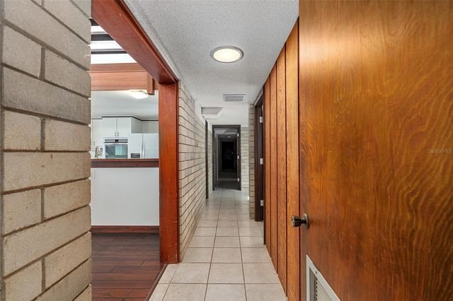 1931 NW 32ND TERRACE, Gainesville, FL 32605
