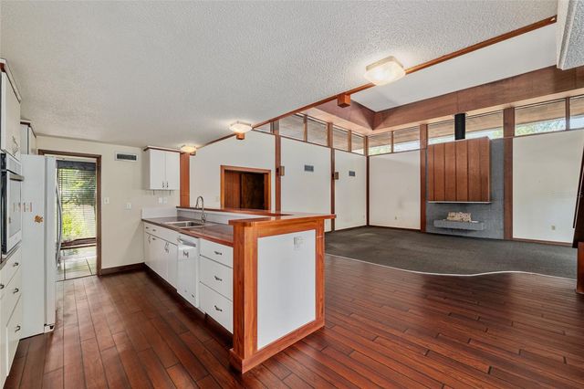 1931 NW 32ND TERRACE, Gainesville, FL 32605