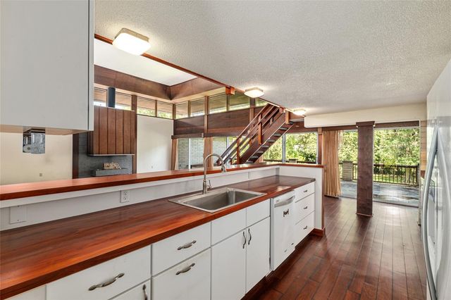 1931 NW 32ND TERRACE, Gainesville, FL 32605