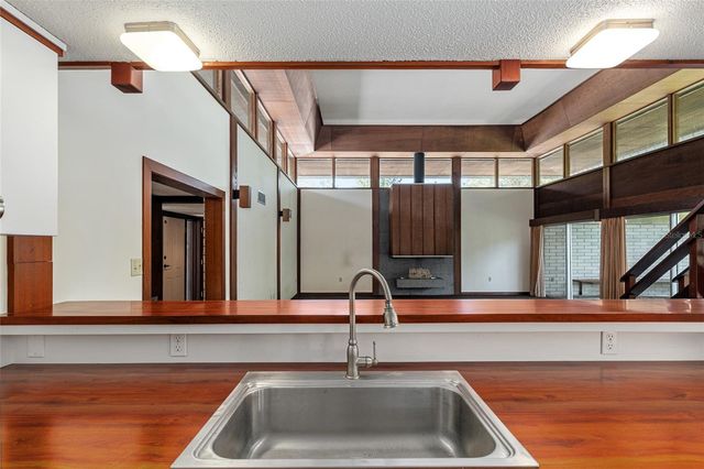 1931 NW 32ND TERRACE, Gainesville, FL 32605