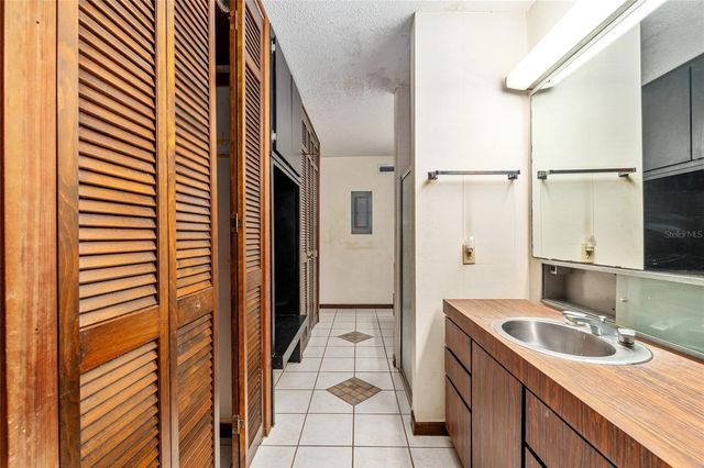 1931 NW 32ND TERRACE, Gainesville, FL 32605