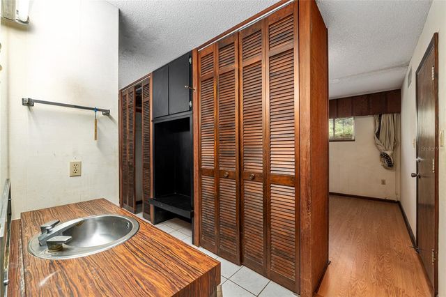 1931 NW 32ND TERRACE, Gainesville, FL 32605