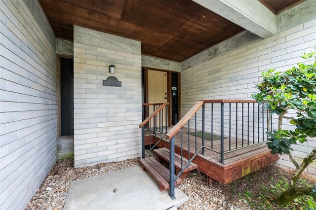 1931 NW 32ND TERRACE, Gainesville, FL 32605