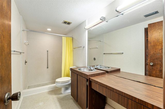 1931 NW 32ND TERRACE, Gainesville, FL 32605