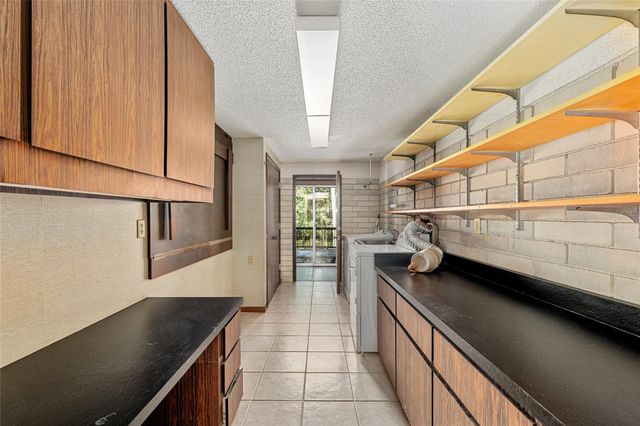 1931 NW 32ND TERRACE, Gainesville, FL 32605
