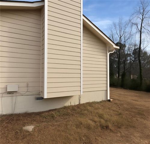 221 Harlee Lane, Lawrenceville, GA 30046