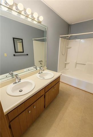 221 Harlee Lane, Lawrenceville, GA 30046