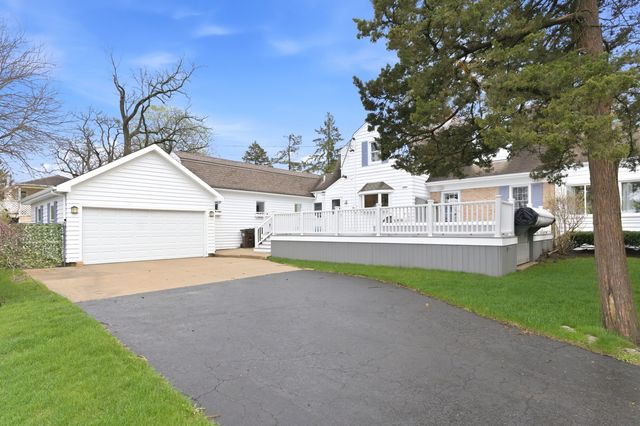 700 Broadway Avenue, Crystal Lake, IL 60014