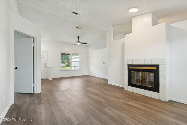 8473 SPENCERS TRACE Drive, Jacksonville, FL 32244