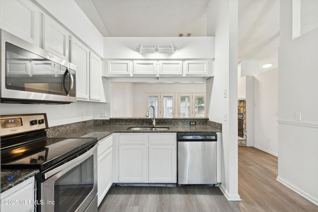 8473 SPENCERS TRACE Drive, Jacksonville, FL 32244