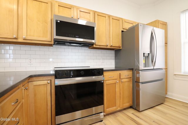 107 Putnam Road, Rotterdam, NY 12306