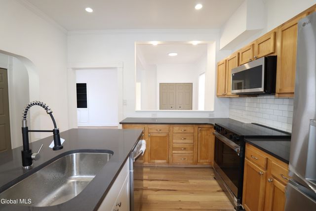 107 Putnam Road, Rotterdam, NY 12306