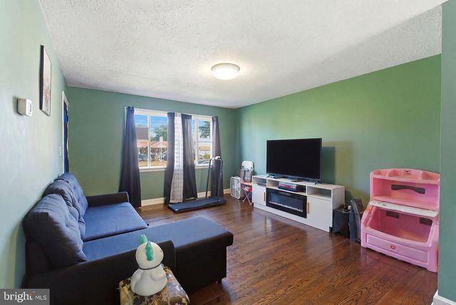 1708 PRINCETON AVE, Trenton, NJ 08648